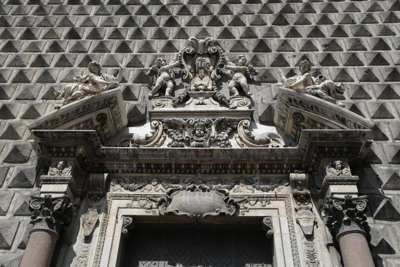Palazzo Carafa Della Spina - Maison De Charme Nápoles Exterior foto